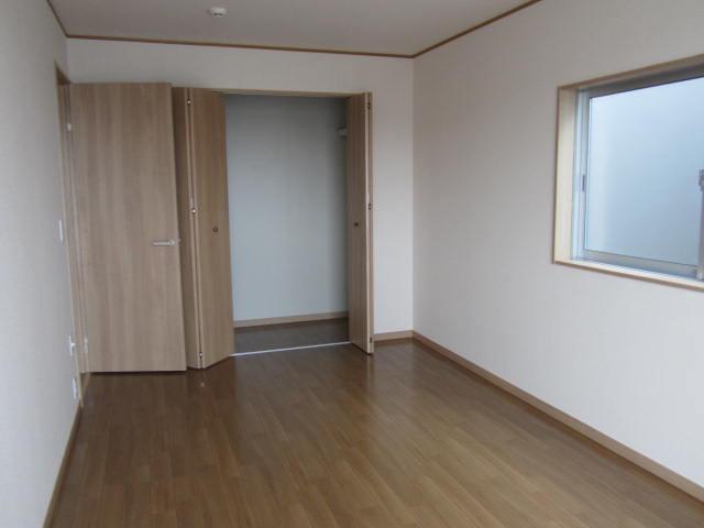 Non-living room. Indoor (September 2013) Shooting