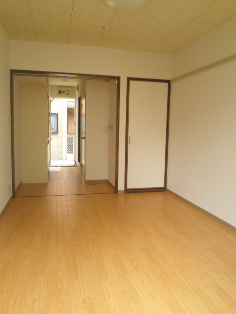 Living and room