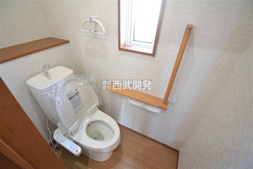 Toilet. Building 2 (November 2013) Shooting