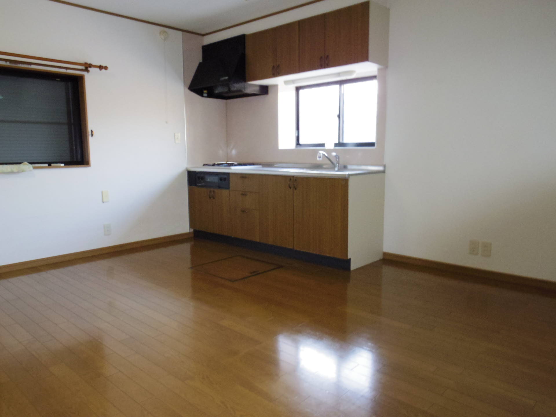 Living and room. Spread of living