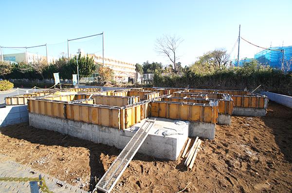 Local appearance photo. Local (12 May 2013) Shooting