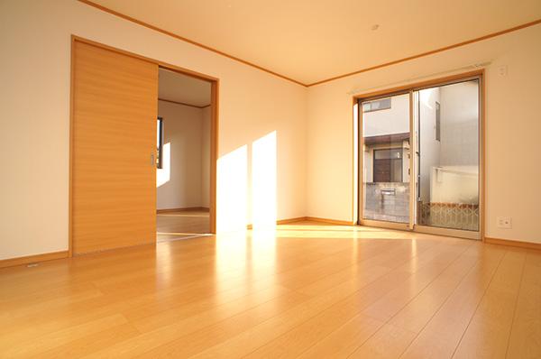 Living. Indoor (12 May 2013) Shooting E Building