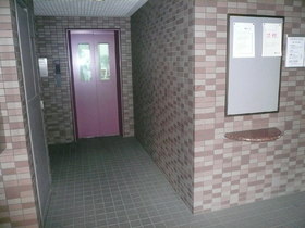 Other common areas. Yes Elevator