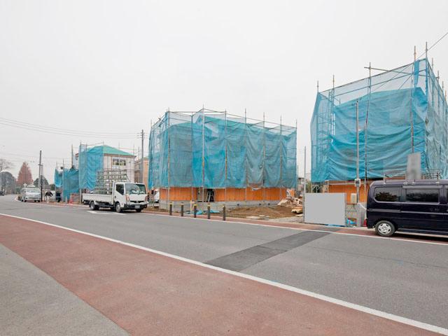 Local photos, including front road