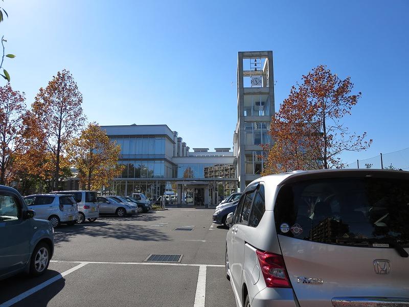 Government office. 250m to Saitama City Minuma ward office