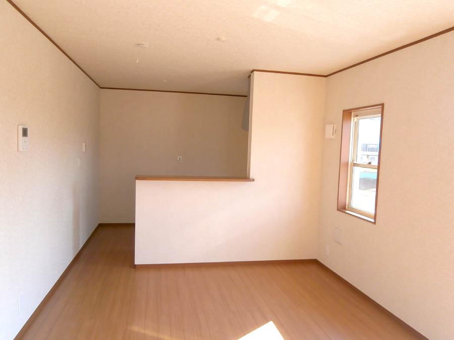 Same specifications photo (kitchen). Was building completed. Such as the actual image from per yang, We have to wait all the time so you can see directly. 