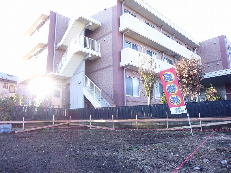 Local appearance photo. Local (12 May 2013) Shooting