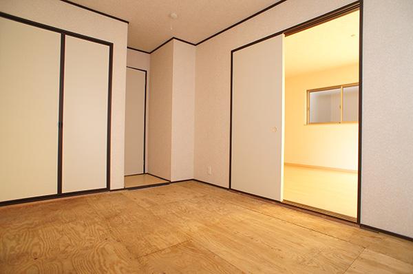 Non-living room. Indoor (12 May 2013) Shooting 1 Building