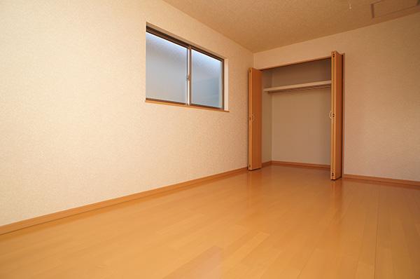 Non-living room. Indoor (12 May 2013) Shooting Building 3