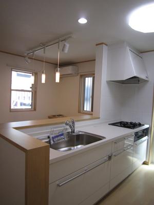 Other. Clean Lady standard equipment Stainless steel cabinet adopted A long period of time can be maintained in a clean stainless unique ・  ・ 