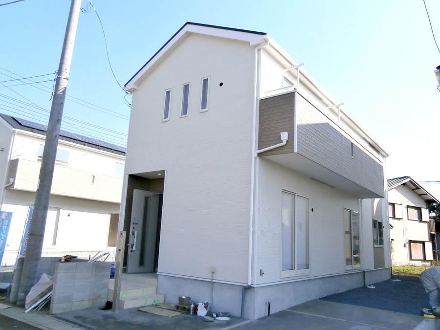 Local photos, including front road. Was building completed. Such as the actual image from per yang, We have to wait all the time so you can see directly.