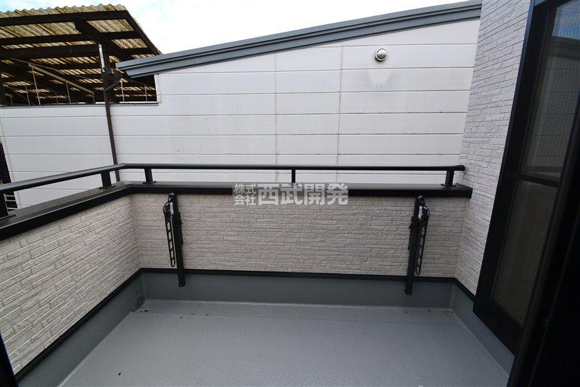 Balcony. Local (12 May 2013) Shooting