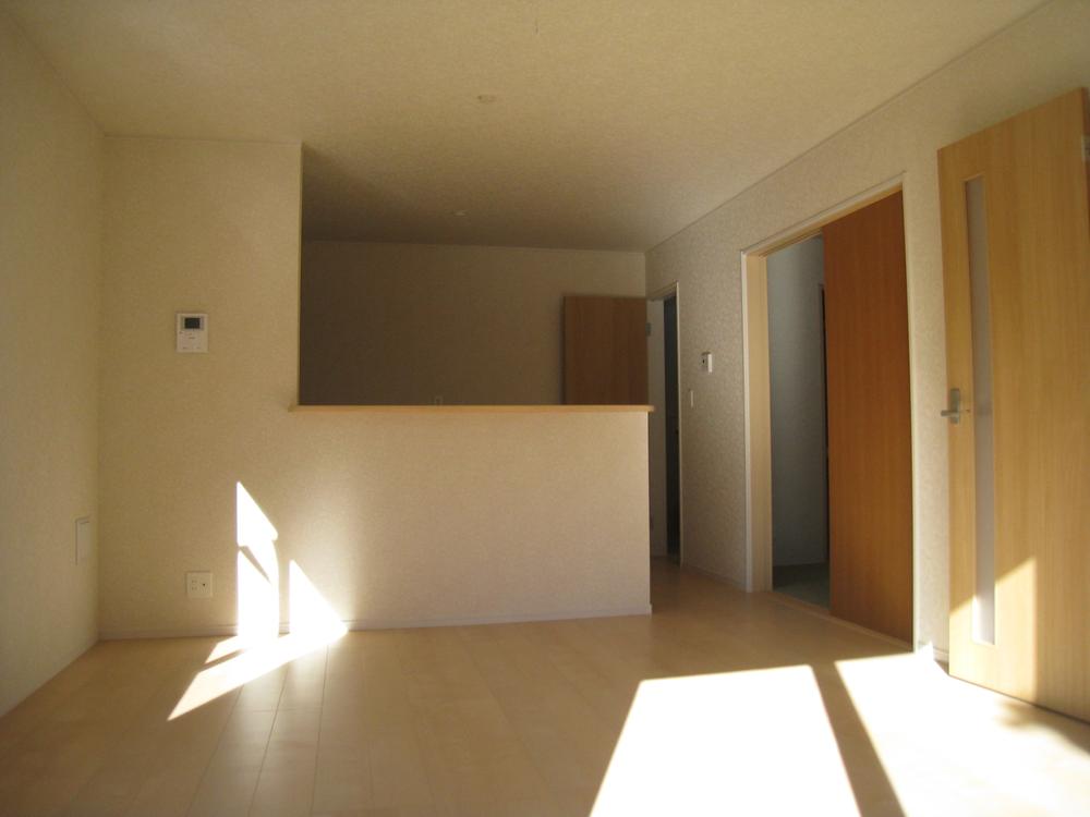 Living. Local (12 May 2013) Shooting