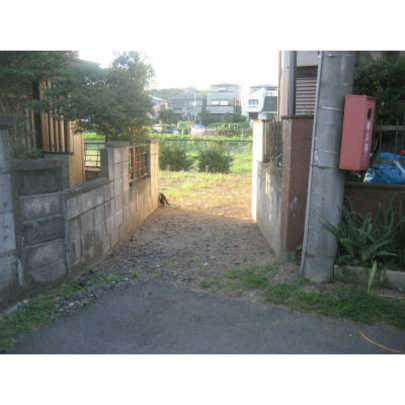 Local land photo. Exterior (entrance)