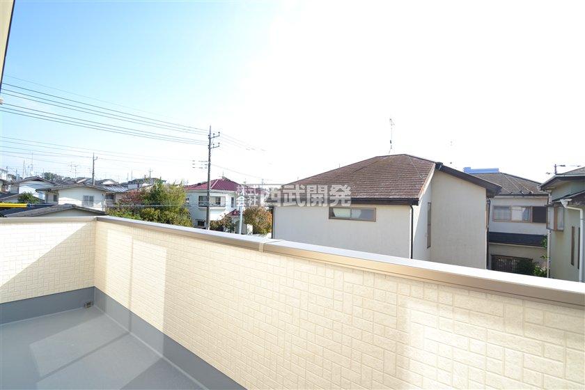 Balcony. E Building (November 2013) Shooting