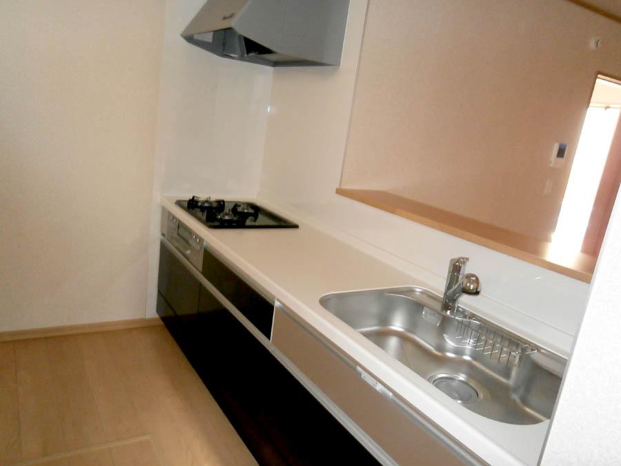 Kitchen. Was building completed. Such as the actual image from per yang, We have to wait all the time so you can see directly.