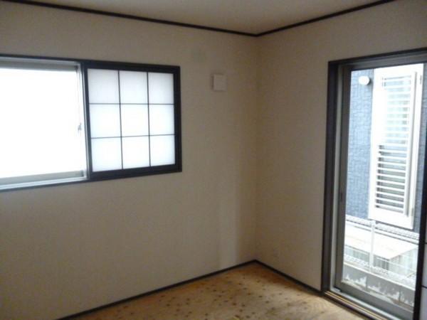 Non-living room. Indoor (11 May 2013) Shooting