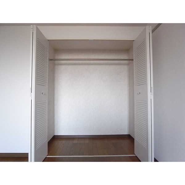 Receipt. Western-style 4.6 Pledge of storage