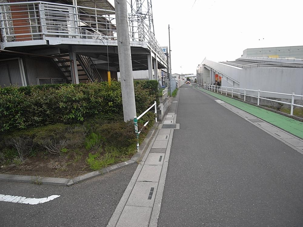 Local photos, including front road. Traffic volume fewer ☆ 