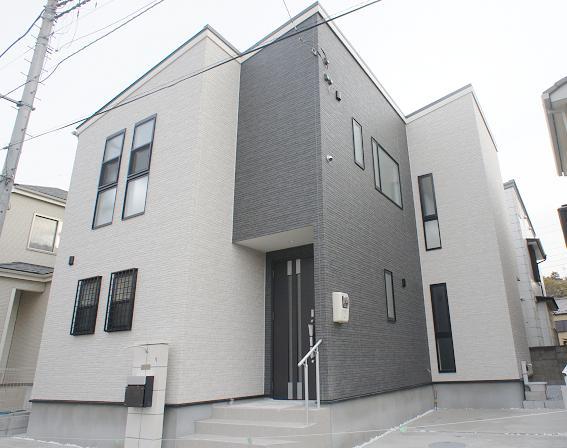 Local appearance photo. You can preview per the completed! Please have a look once!