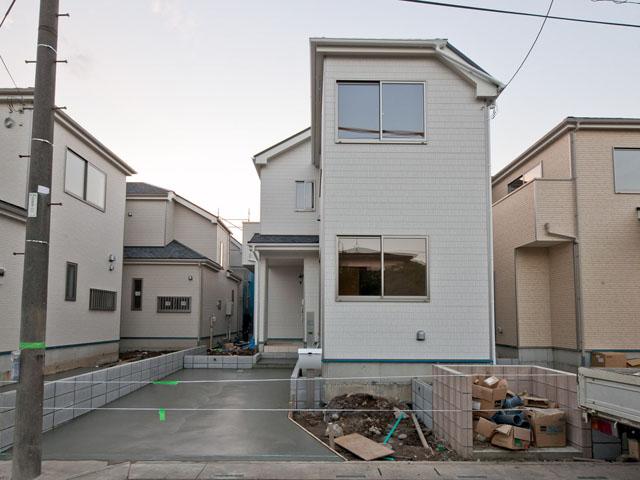 Local appearance photo. (B Building) _2030 ten thousand!