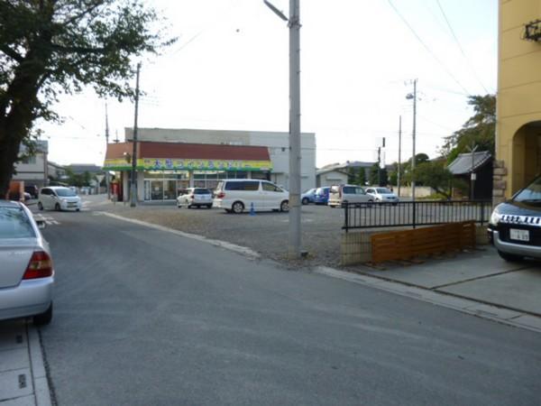 Local appearance photo. Local (11 May 2013) Shooting