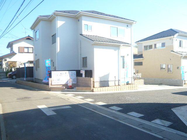 Local appearance photo. 6 Building Is a corner lot