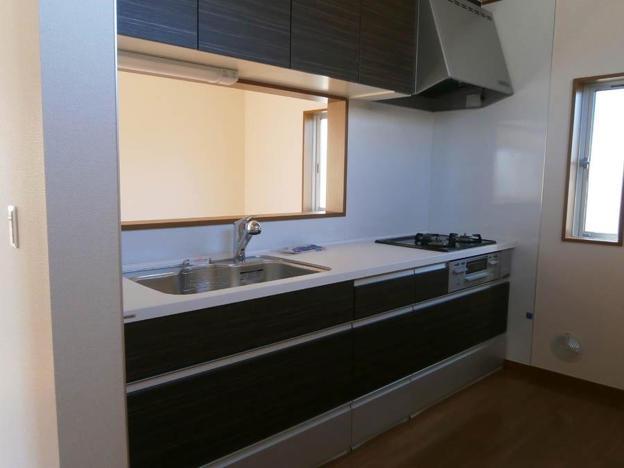 Kitchen. Was building completed. Such as the actual image from per yang, We have to wait all the time so you can see directly. 