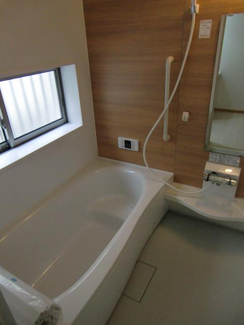 Bathroom. December 2013 shooting