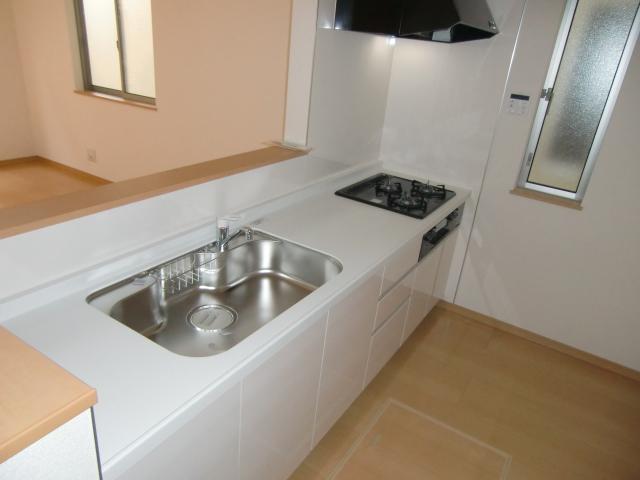 Kitchen. December 2013 shooting