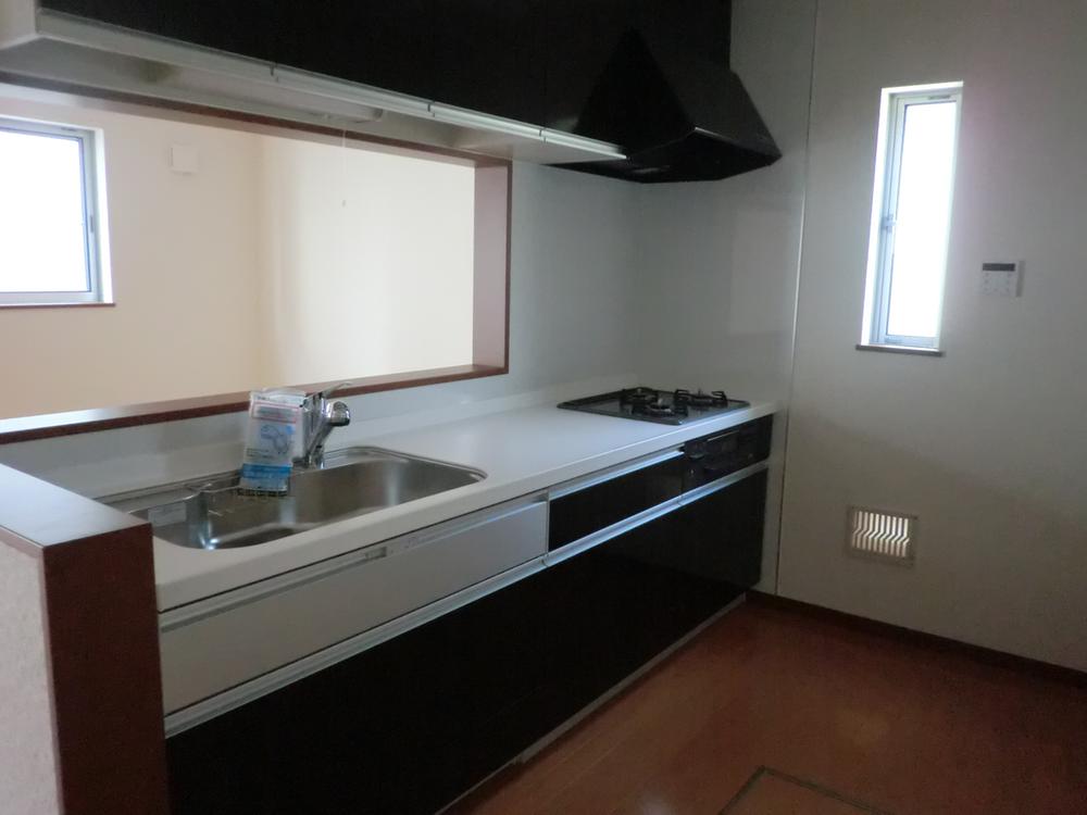 Same specifications photo (kitchen). Same specifications