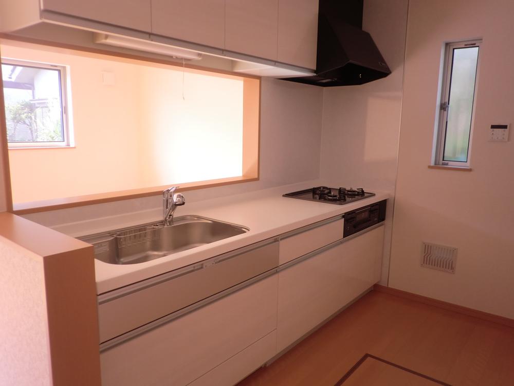 Same specifications photo (kitchen). Same specifications