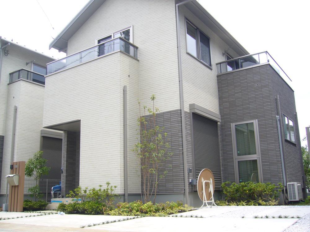 Local appearance photo. Local D Building