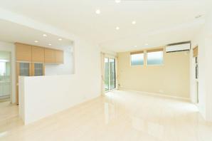 There is a sense of open living ・ dining ・ Kitchen (B Building ・ December 2013 shooting)