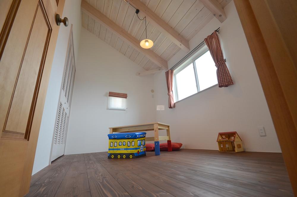 Non-living room. Room (August 2013) Shooting