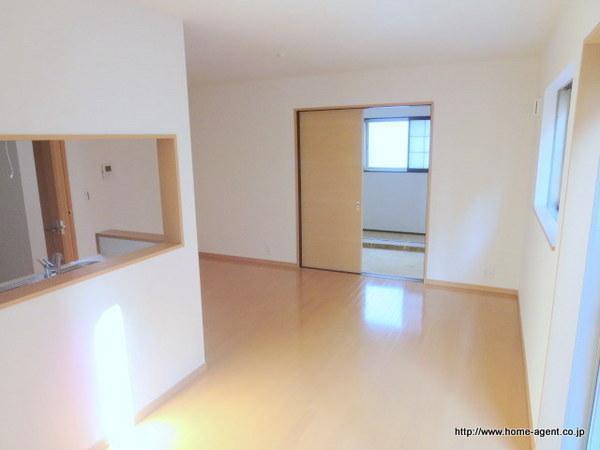 Living. Bright living room