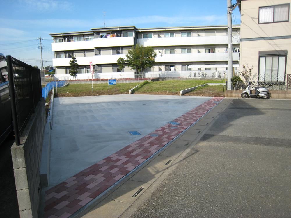 Local photos, including front road