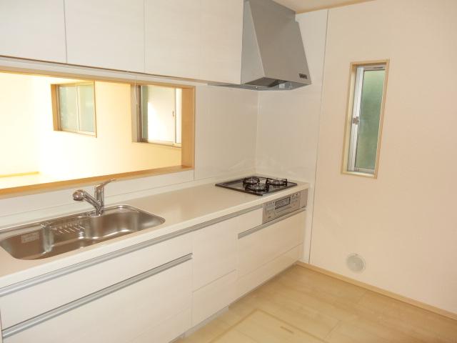 Kitchen. Is sliding storage