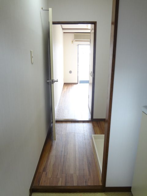 Other room space. Shiny flooring!