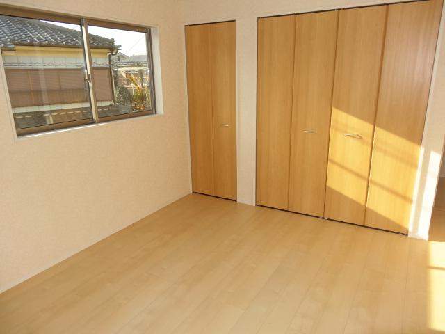 Non-living room. Second floor west Western-style 7.5 Pledge