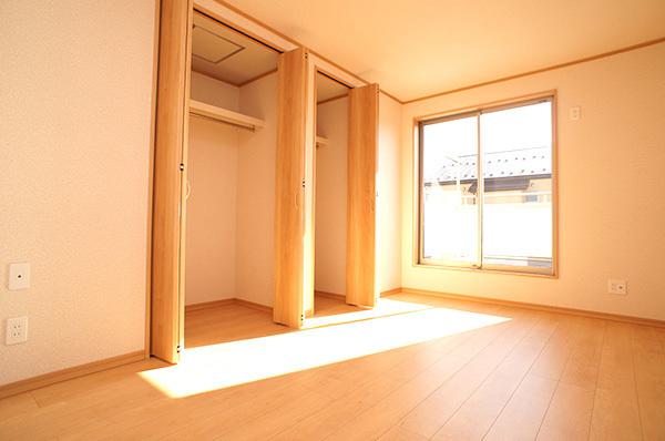 Non-living room. 4 Building