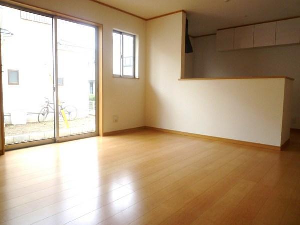 Living. Indoor (10 May 2013) Shooting