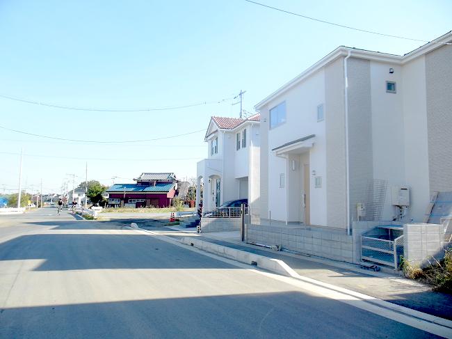 Local photos, including front road