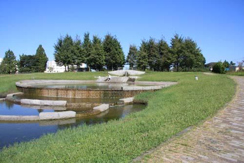 park. Shichiri 800m until the comprehensive park