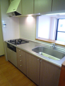 Kitchen. 3-neck gas system Kitchen