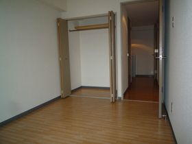 Other. Western-style closet