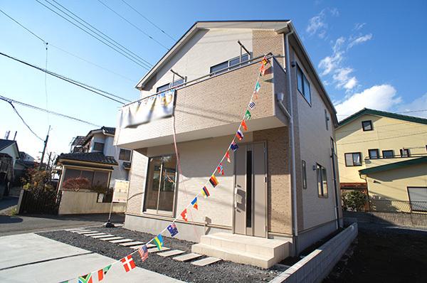 Local appearance photo