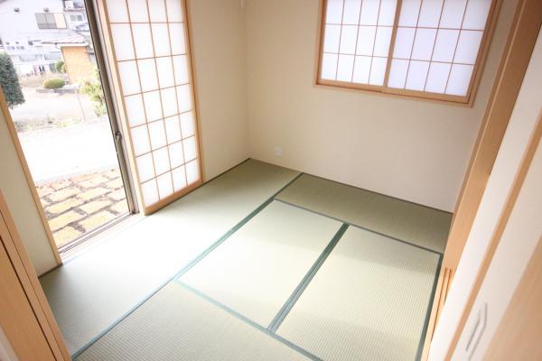 Local photos, including front road. 2013 / 11 / 25 shooting 