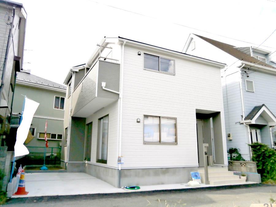 Local photos, including front road. Was building completed. Such as the actual image from per yang, We have to wait all the time so you can see directly. 