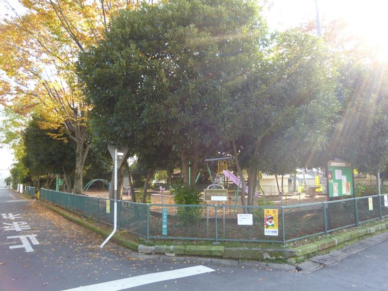 park. 50m to Plaza No. 2 Park